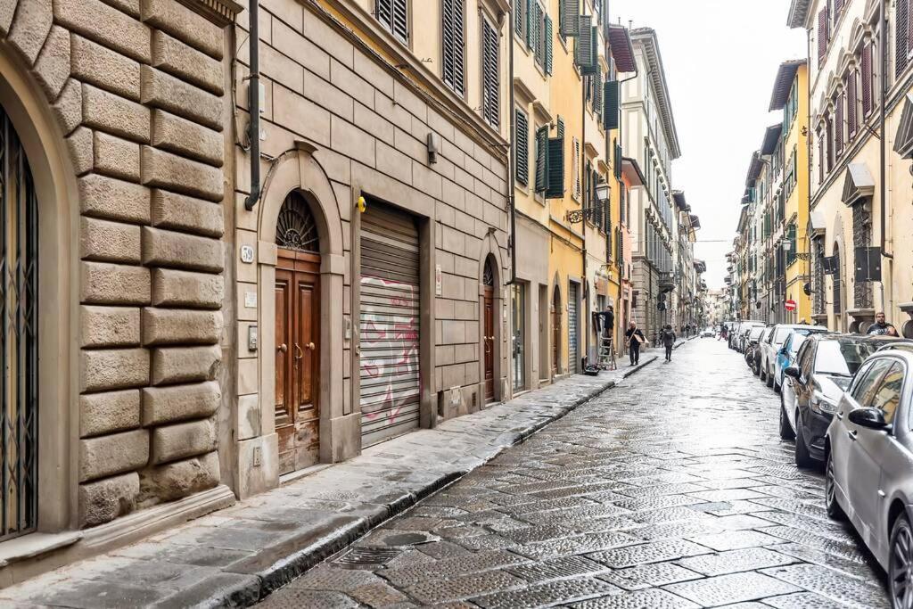 Bright House With Terrace In Santa Croce Apartment Firenze Bagian luar foto