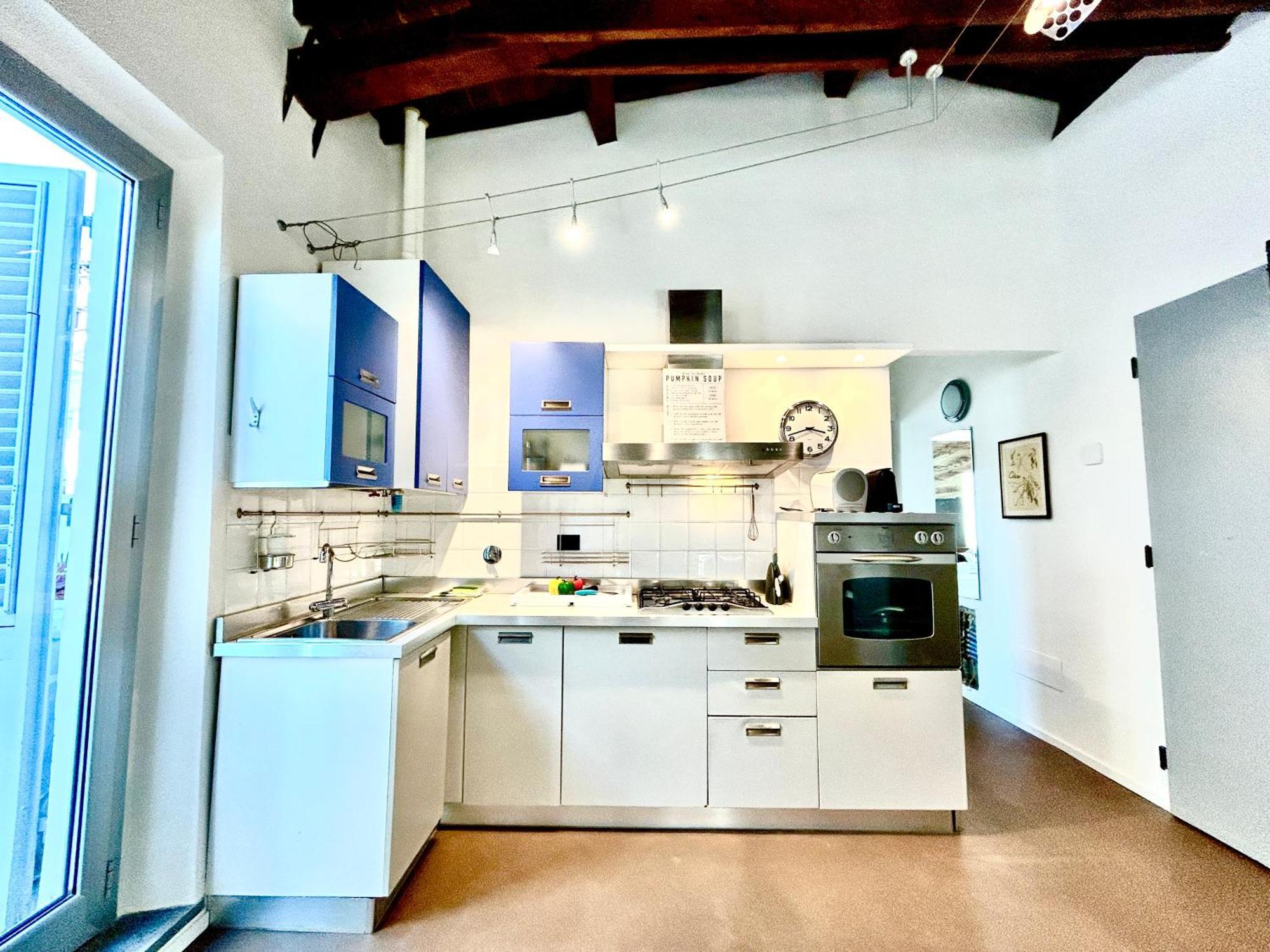 Bright House With Terrace In Santa Croce Apartment Firenze Bagian luar foto
